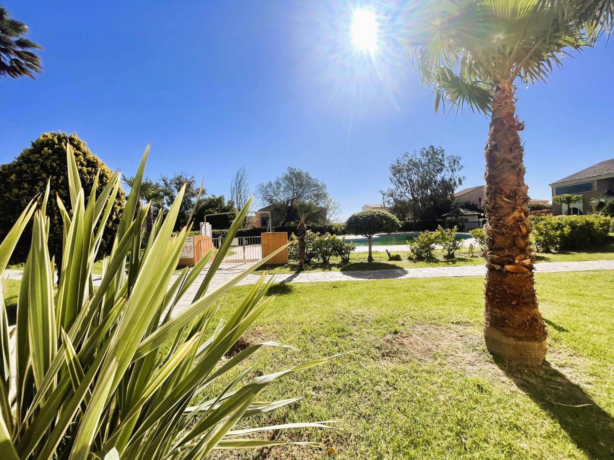 Residence Marine De Bravone Acces Plage, Piscine Linguizzetta Exterior foto